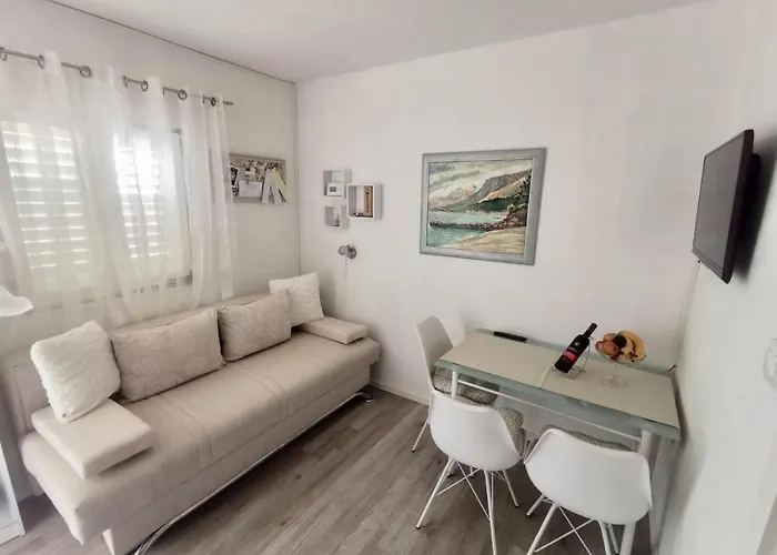 Apartment Marica *